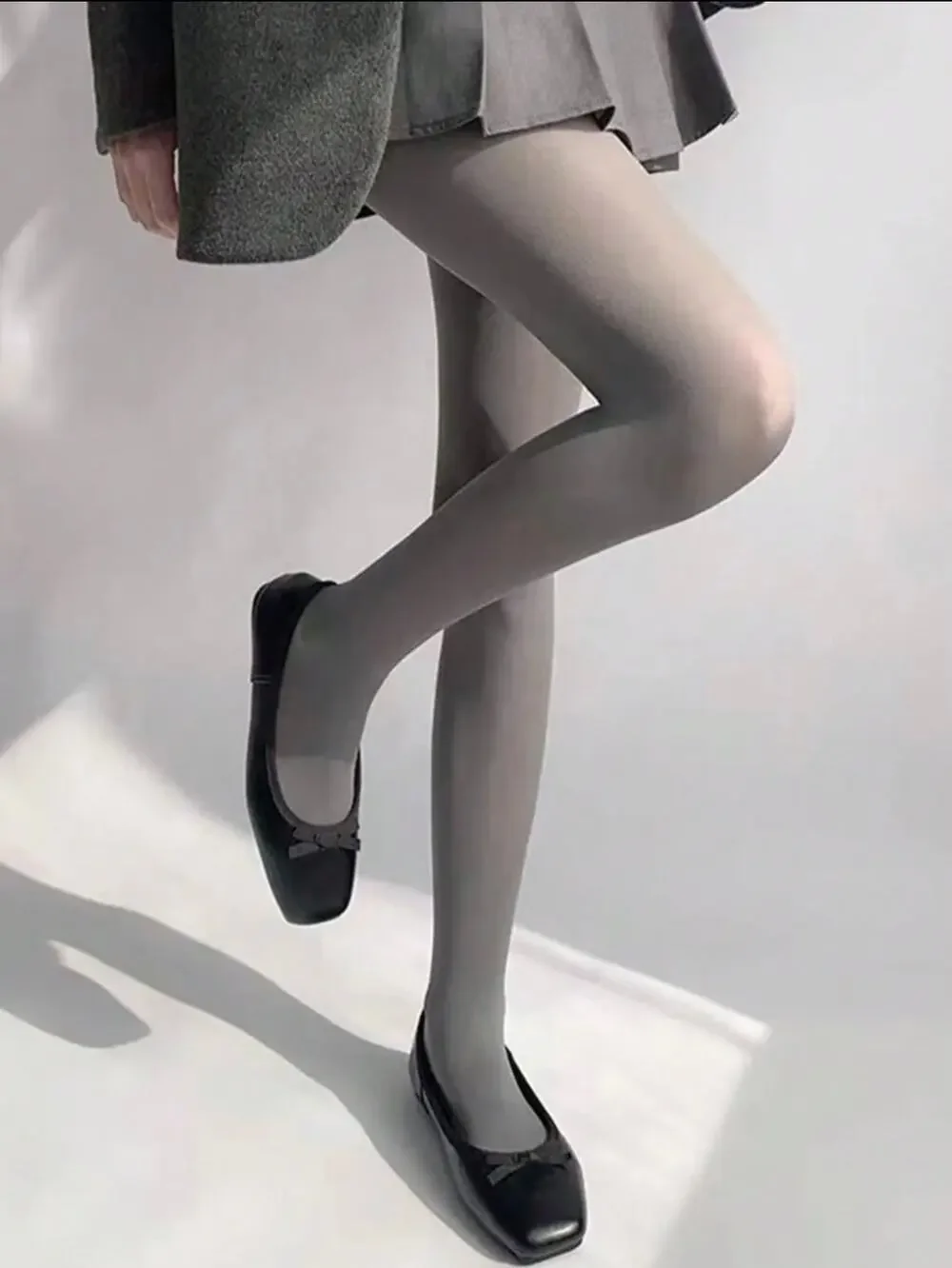 NWT Retro Gray Tights